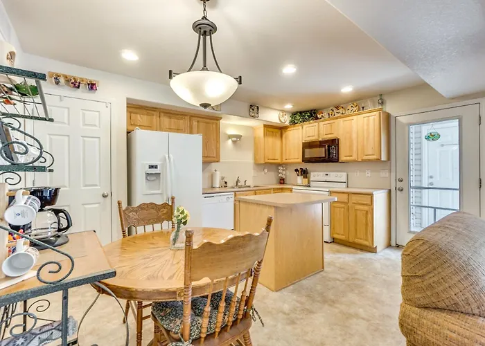 Сasa de vacaciones ~ 5 Mi To Frontier Park: Cozy Townhome Cheyenne