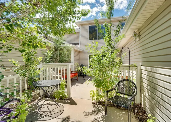 Сasa de vacaciones ~ 5 Mi To Frontier Park: Cozy Townhome *